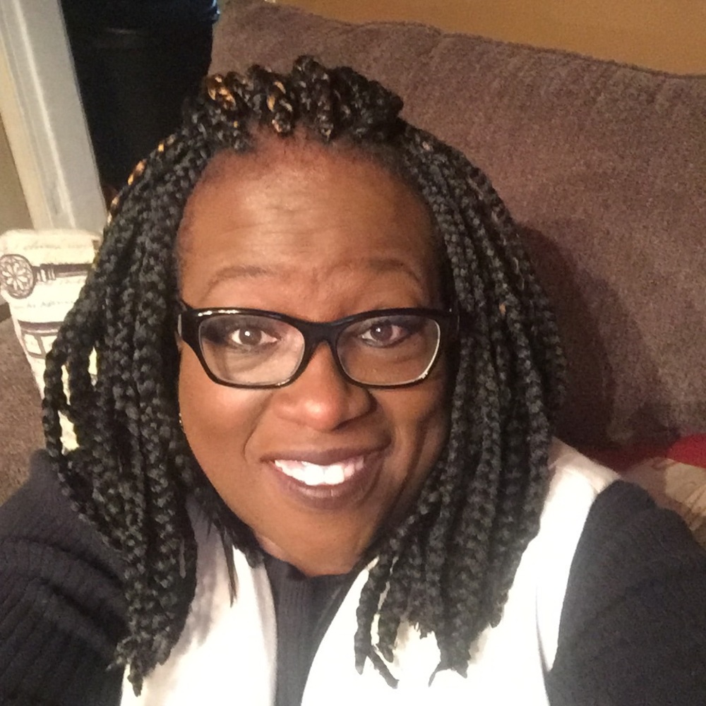 Meet your Posher, Brenda